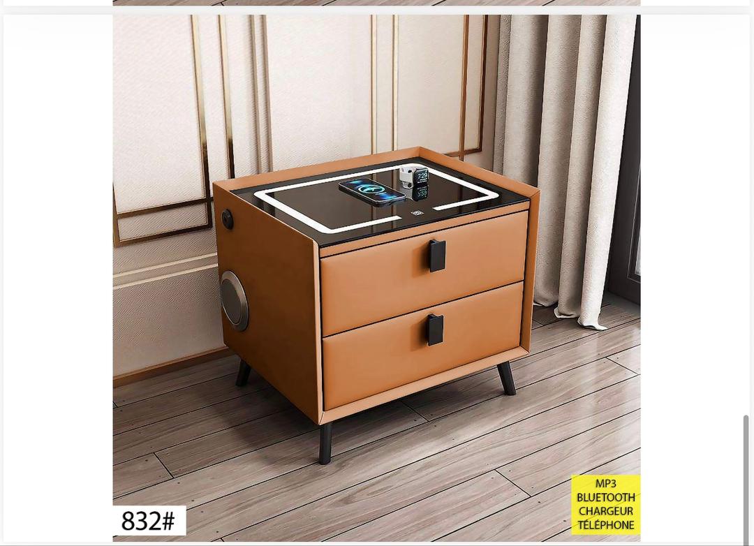 3PRIX = 62.500 F TABLE DE CHEVET 832 – Image 1